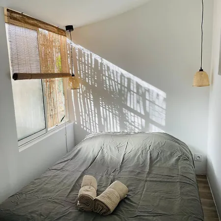 La Bicoque - Les Pieds Dans Le Sable - Vue Sur Les Iles D'or イエール